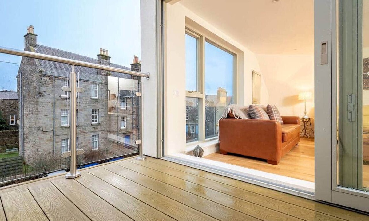 St. Andrews Ski Chalet | Argyle Rigg (No 16C)