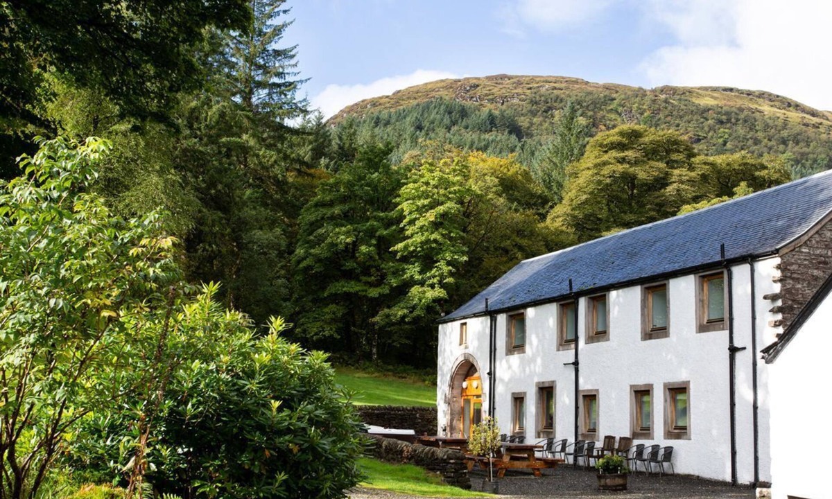 Colintraive Villa | Argyll Barn - Seven Bedroom Villa, Sleeps 14