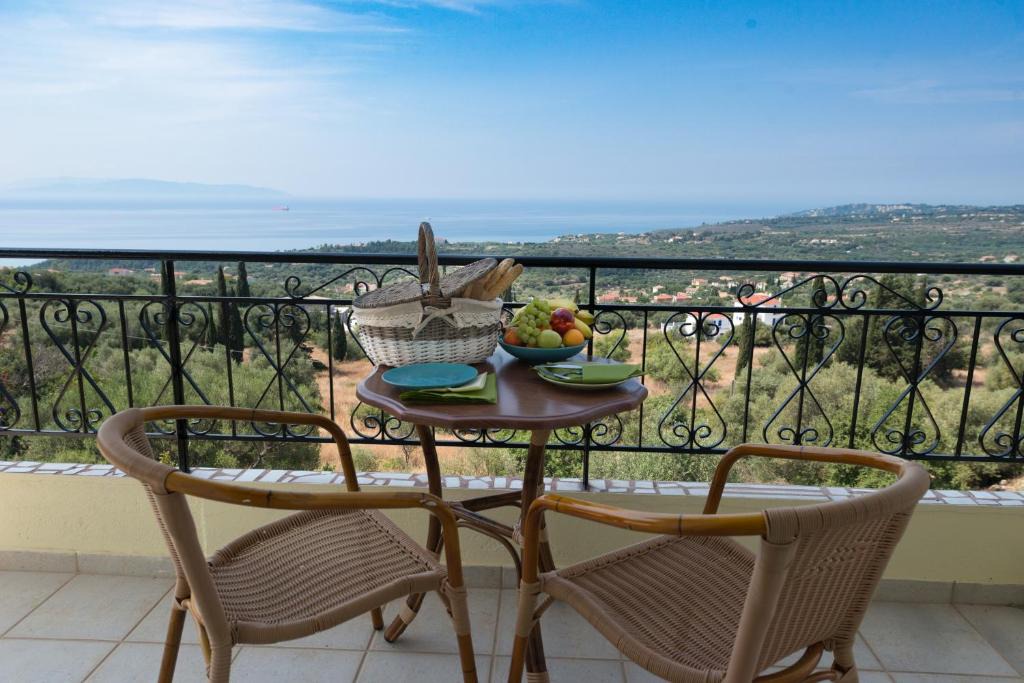 Leivathos Apartment | Aristea Studios