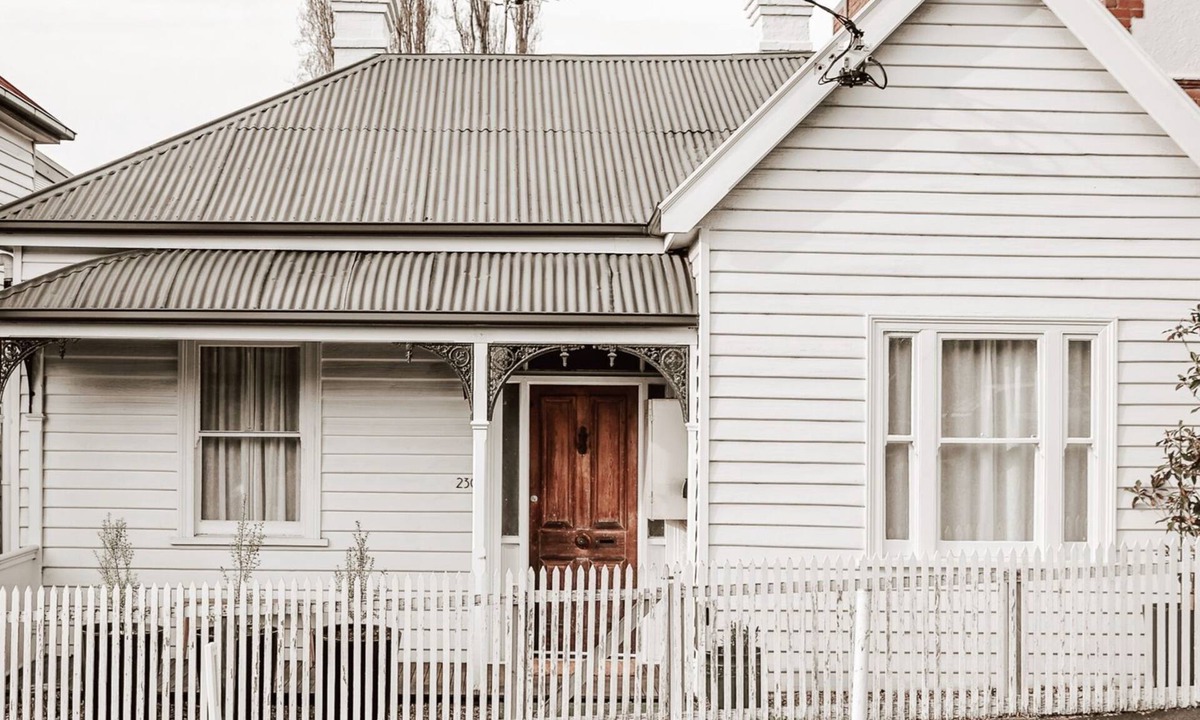 Hobart Central Business District Cottage | artstay Hobart 1890s inner city cottage