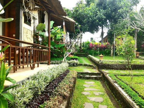 Pengosekan House | Astawa House