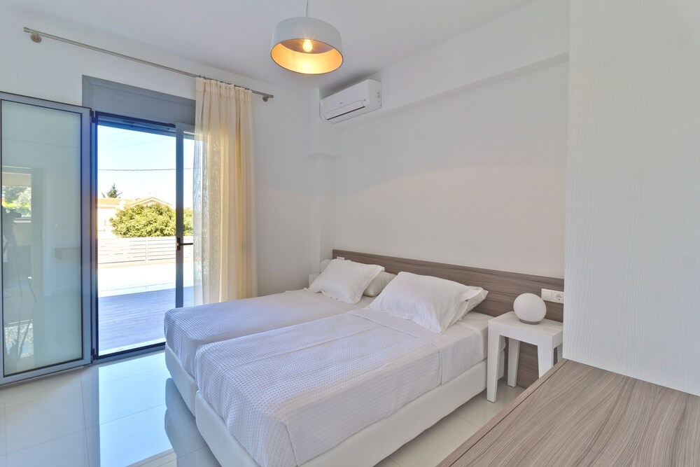 Vlichada Villa | Asterios Villa with Private Pool, Walking distance to the beach