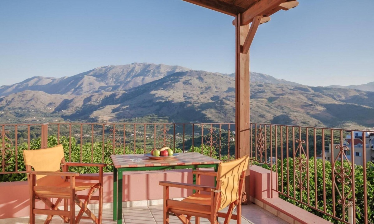 Exopoli Apartment | Astrostudio Chania Holidays Apartments 4 ☀️[ 3Km from sea ] Mountain & Sea view