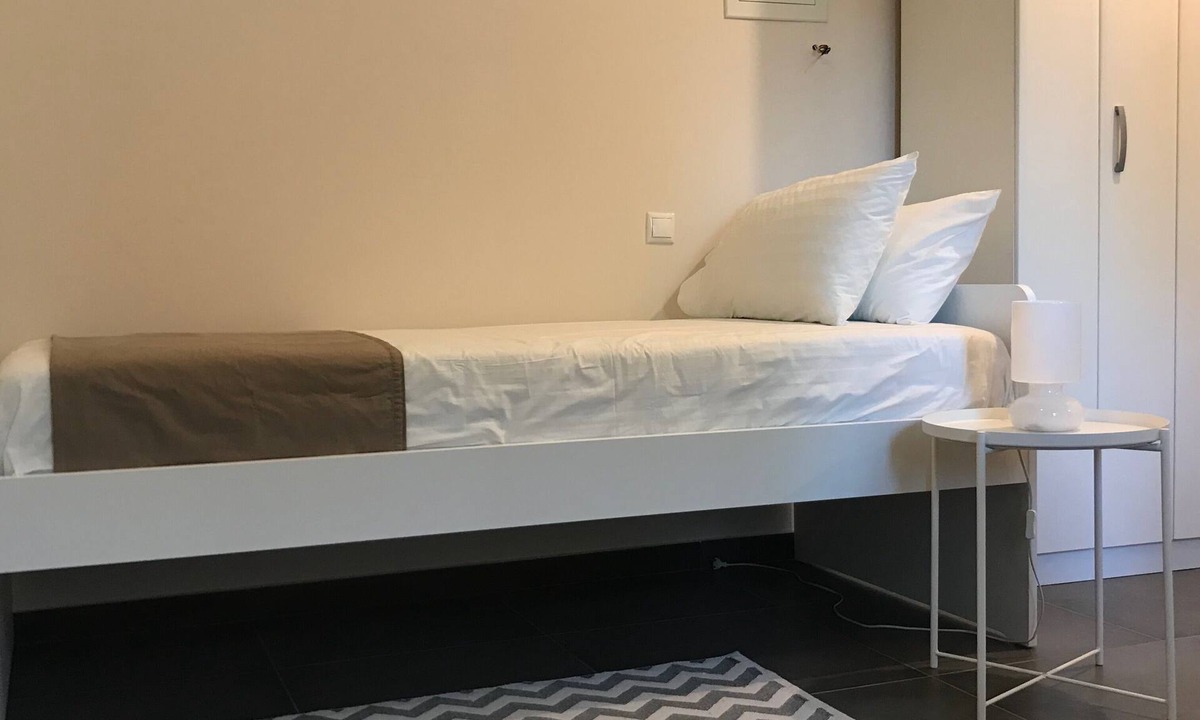 Pallini House | Athens International Airport studio with garden