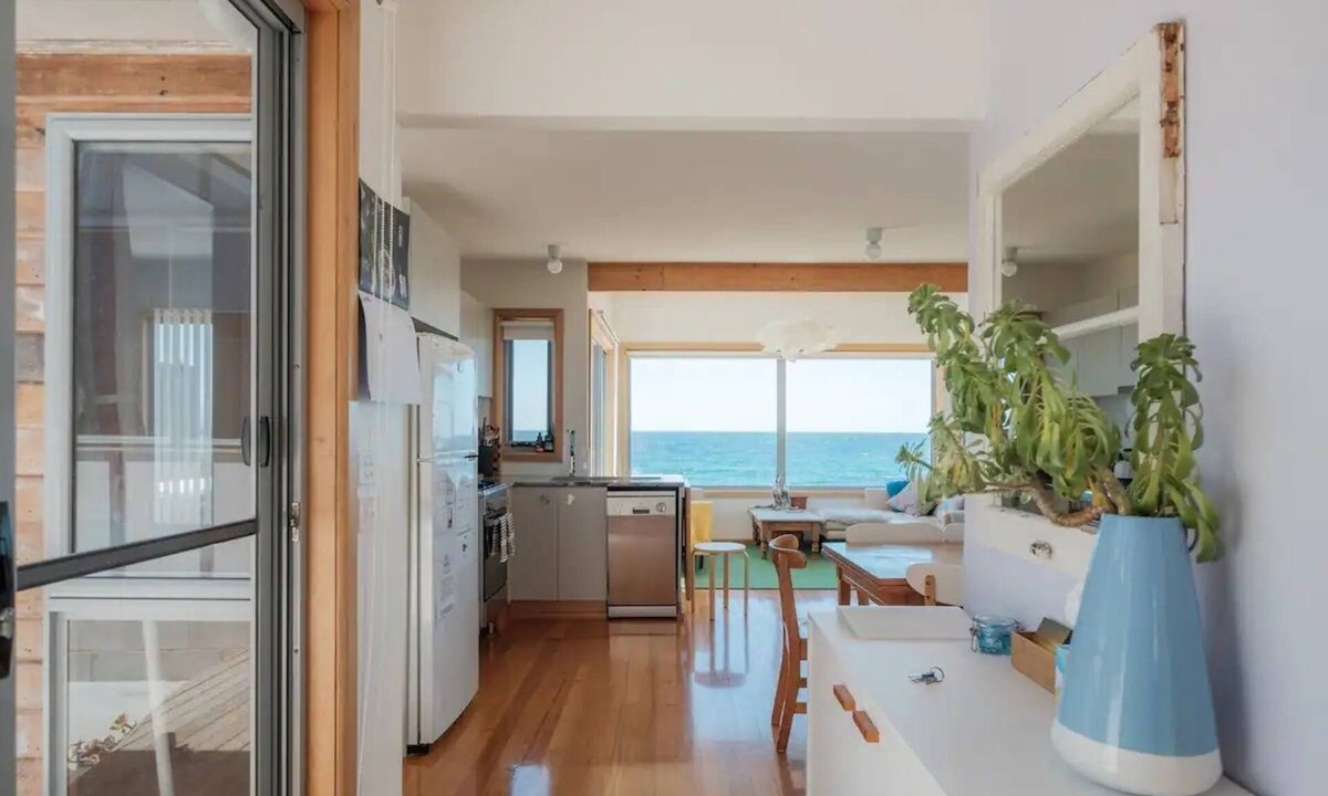 Bicheno Apartment | AWESOME Beach House Bicheno