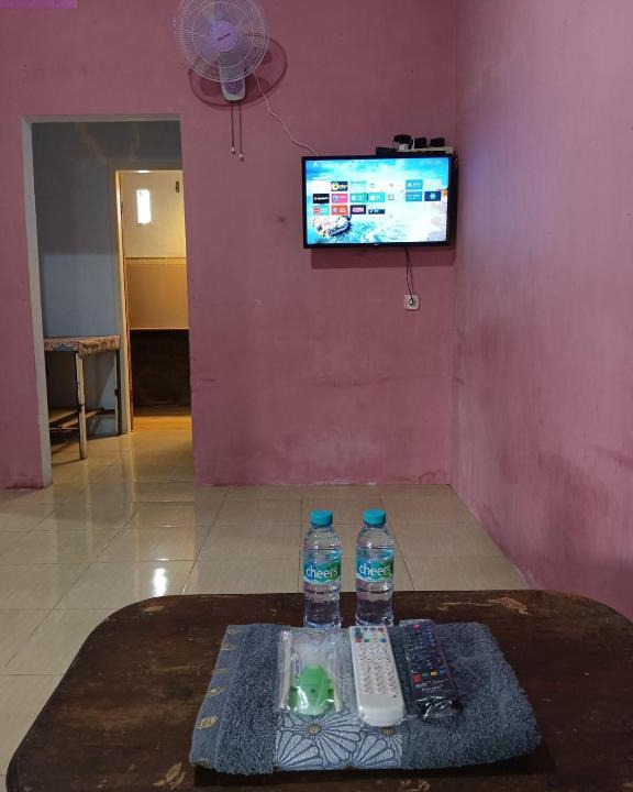 Genteng House | B&B Guest House