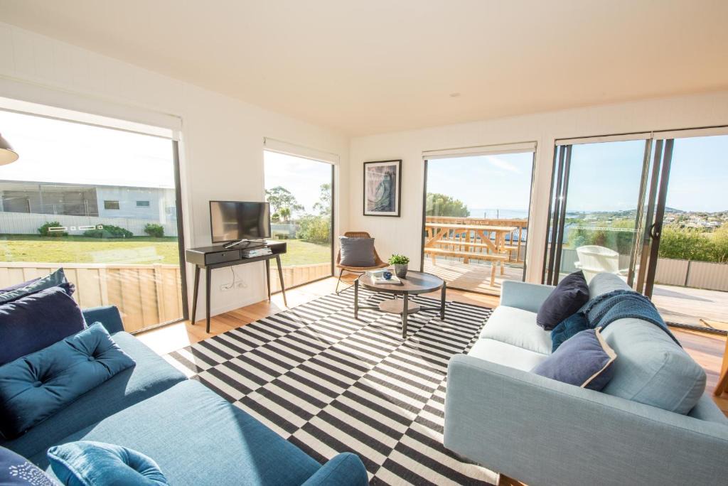 Bicheno House | Beach House XIV