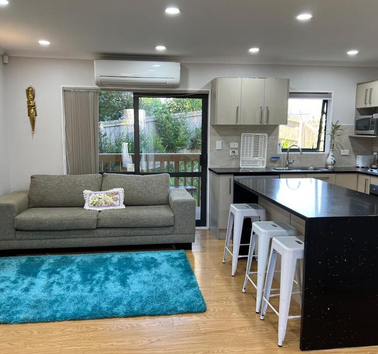 Manurewa Apartment | Beautiful 2 Bedroom Home