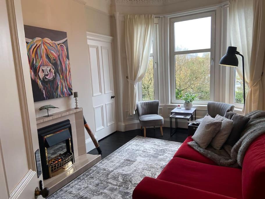 Largs Apartment | Beautiful traditional flat in the center of Largs.