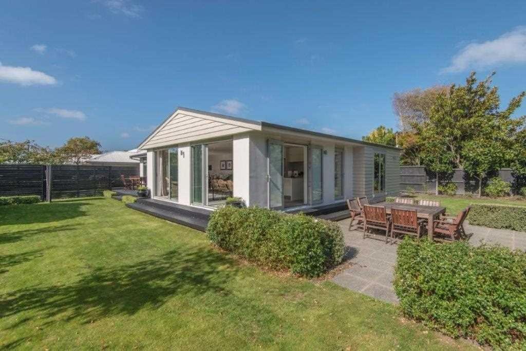 Burnside Bed & Breakfast | Bed & Breakfast in the Heart of Fendalton