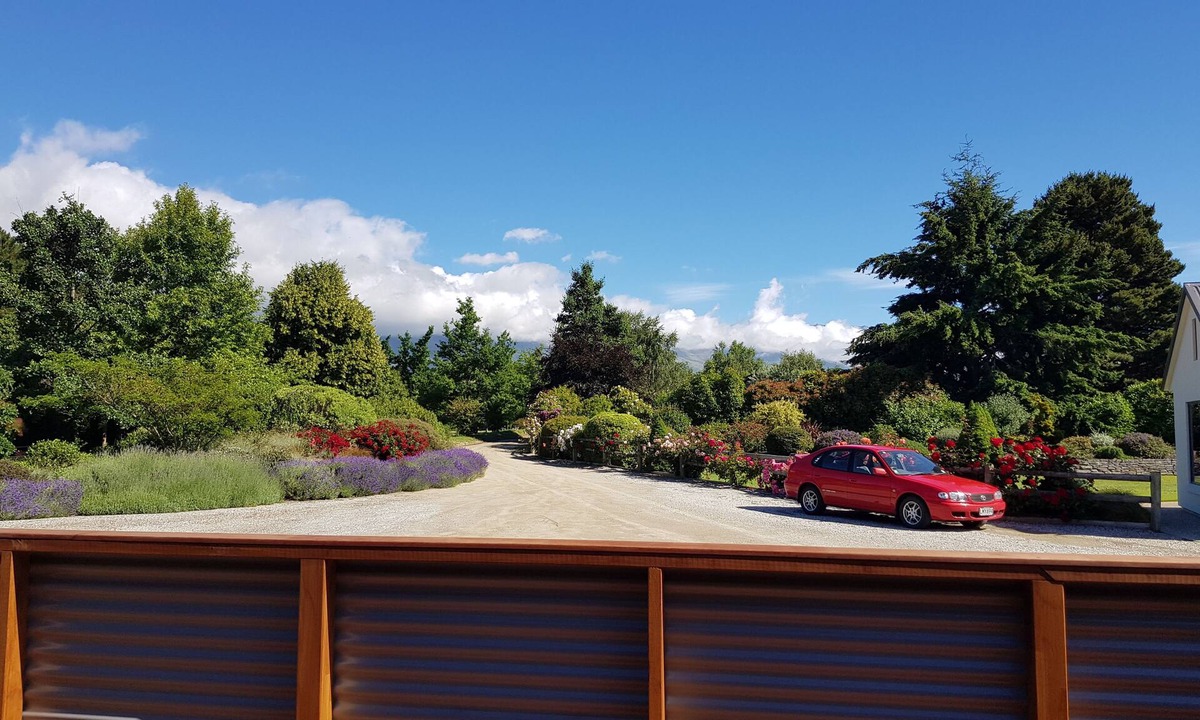 Lowburn House | Bellhaven - Relax and enjoy