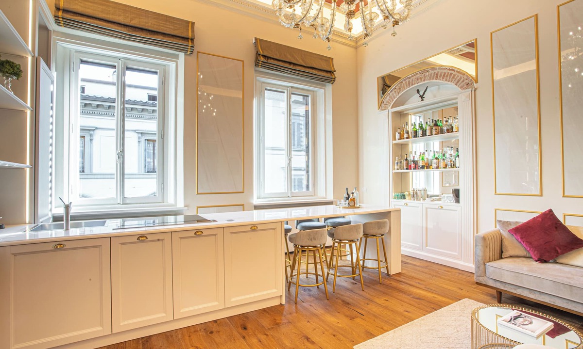 San Lorenzo Apartment | Best location in Florence - Luxury Apartment. Cathedral Crystal Palace