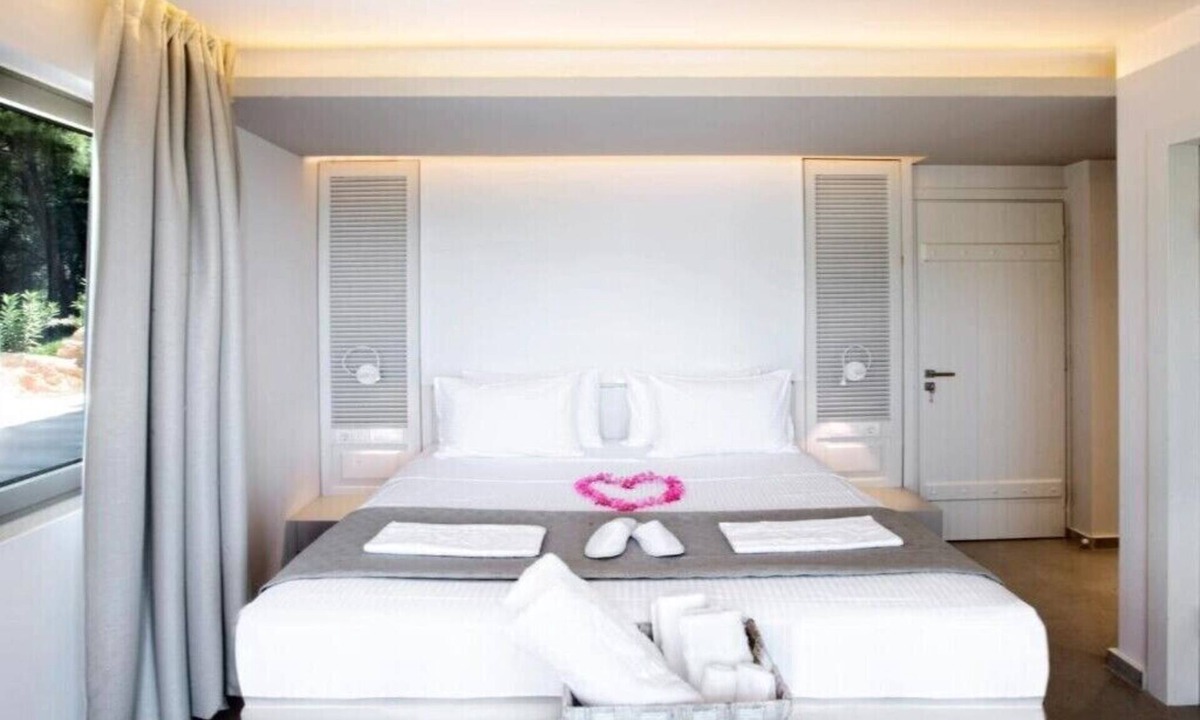 Punta Apartment | BH982 - C - Suite Skiathos