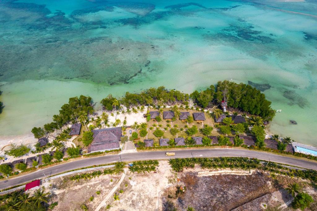 Bintan Hotel | Bintan Exotica Resort By WH - Free Shuttle BBT Resort BBT - Free Breakfast