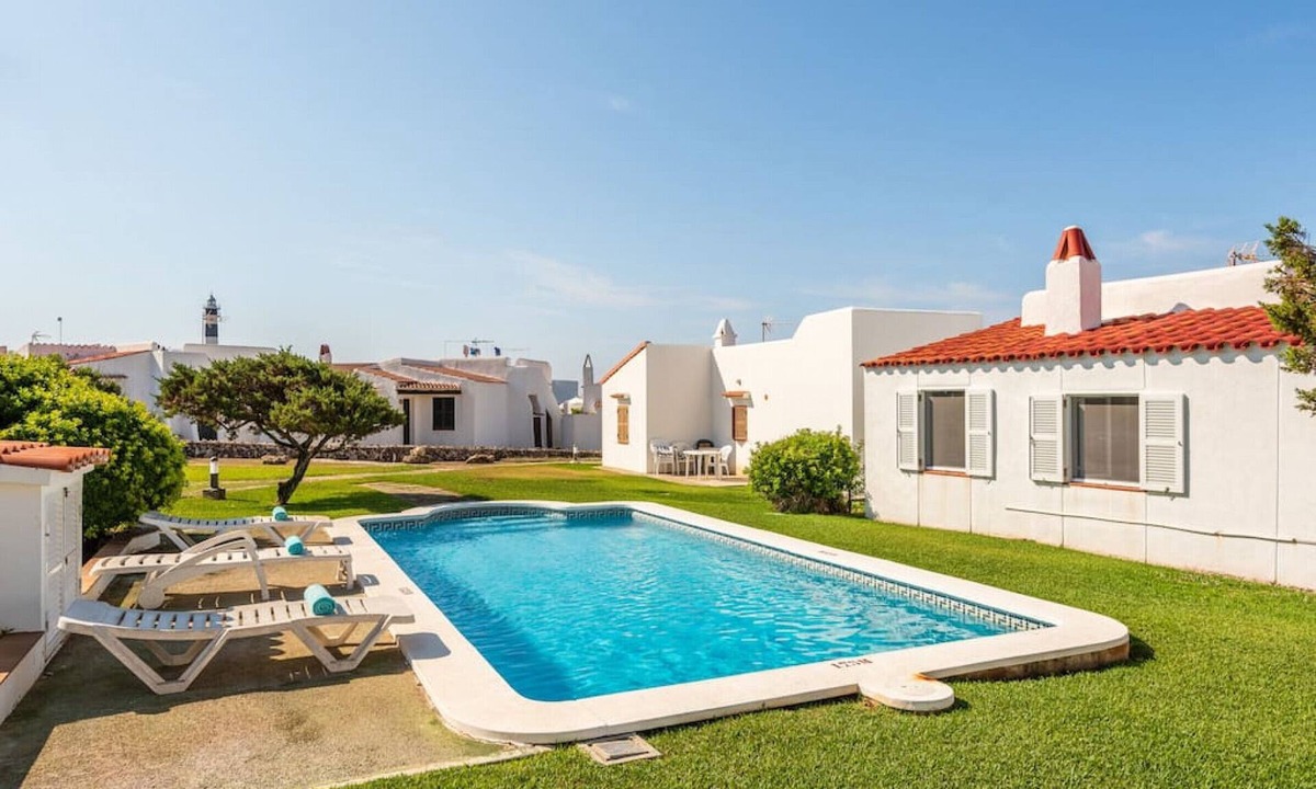 Cap d'Artrutx Apartment | Blue Moon · Blue Moon apartment -100 mts from the sea- Menorca