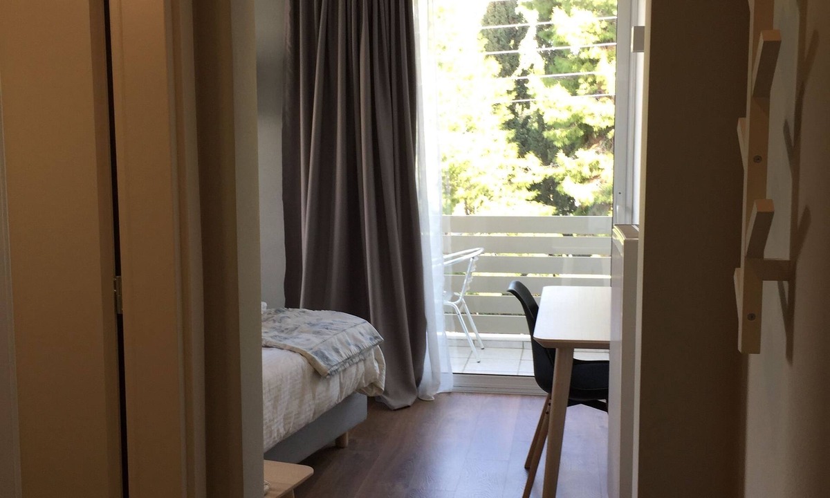 Glyfada Hotel | Blue Sky