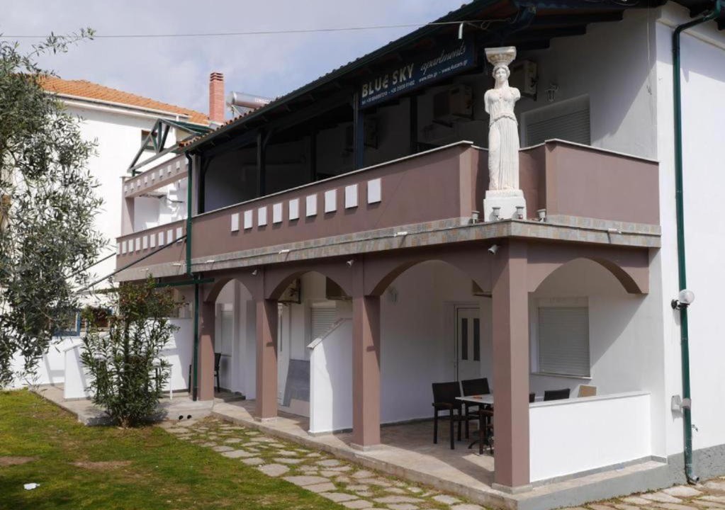Chrisi Akti House | Blue Sky Villas