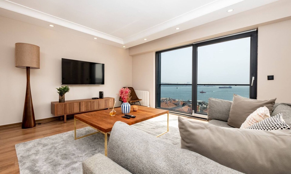 Kadikoy Apartment | Bosphorus View 2BR - Modern Design - Central Apartments