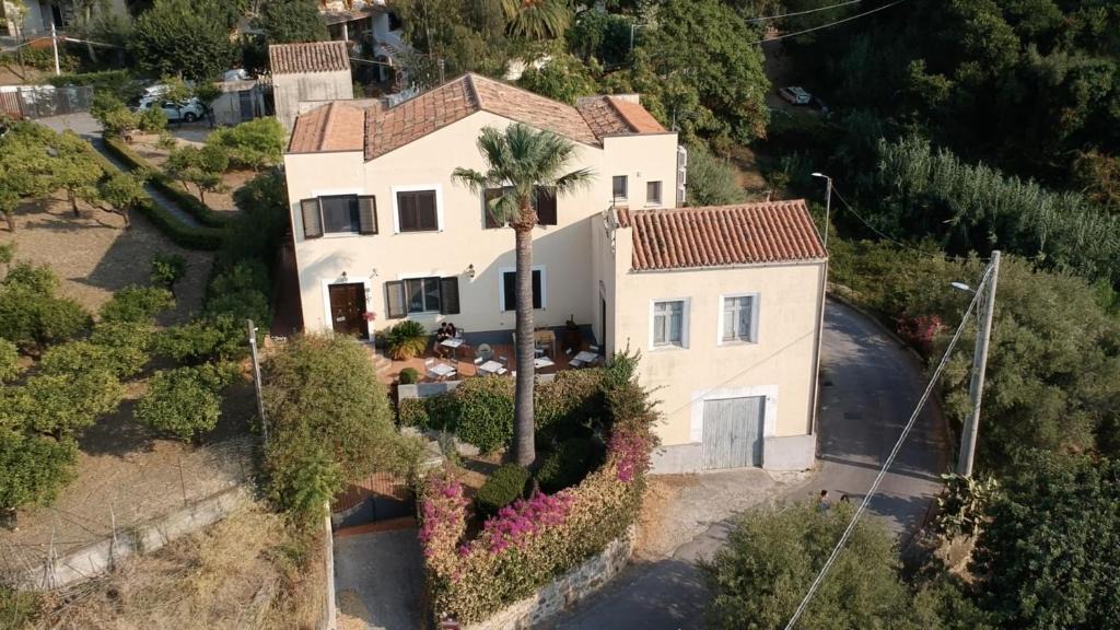 Cefalu Bed & Breakfast | Bouganville B&B