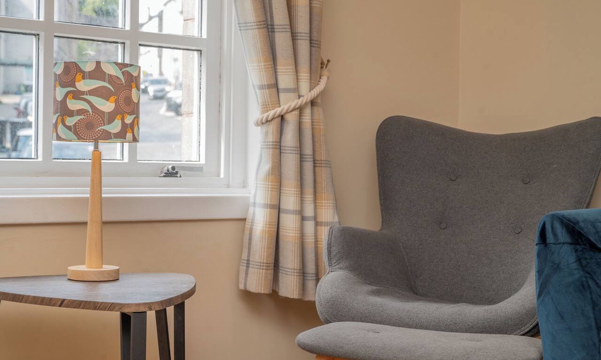 Dalavich Apartment | Bow Apartment