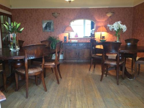 Largs Bed & Breakfast | Broom Lodge