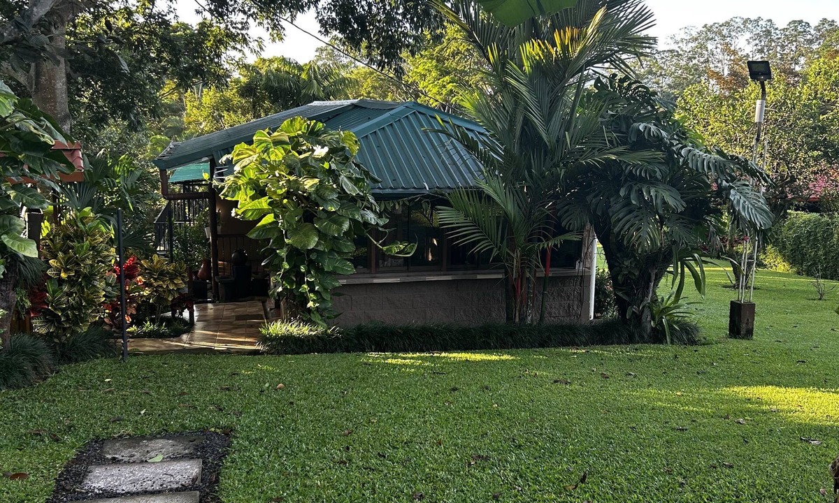 Alajuela Villa | Cabaña Rodeada de Naturaleza en Tambor de Alajuela