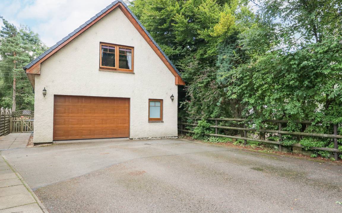 Fort William Cottage | Cabin ∙ 1 bedroom ∙ 2 guests