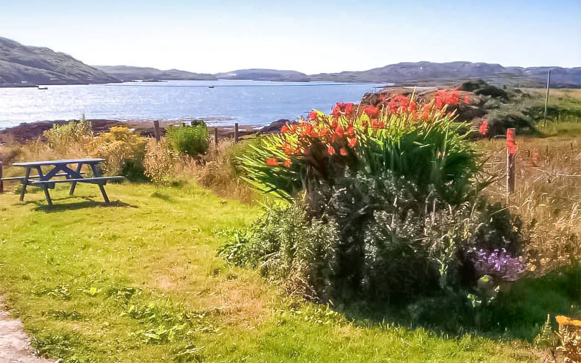 Bunessan Cottage | Cabin ∙ 1 bedroom ∙ 2 guests