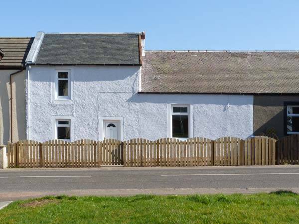Lanark Cottage | Cabin ∙ 1 bedroom ∙ 2 guests