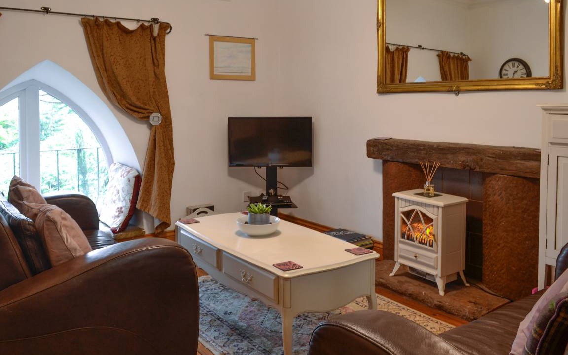 Gretna Cottage | Cabin ∙ 1 bedroom ∙ 2 guests