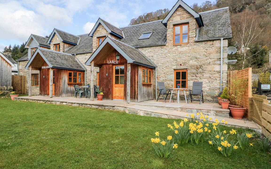 Weem Cottage | Cabin ∙ 1 bedroom ∙ 2 guests