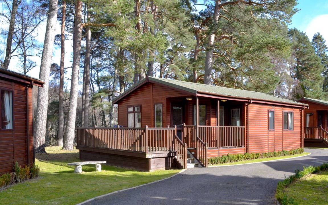 Dinnet Cottage | Cabin ∙ 2 bedrooms ∙ 4 guests