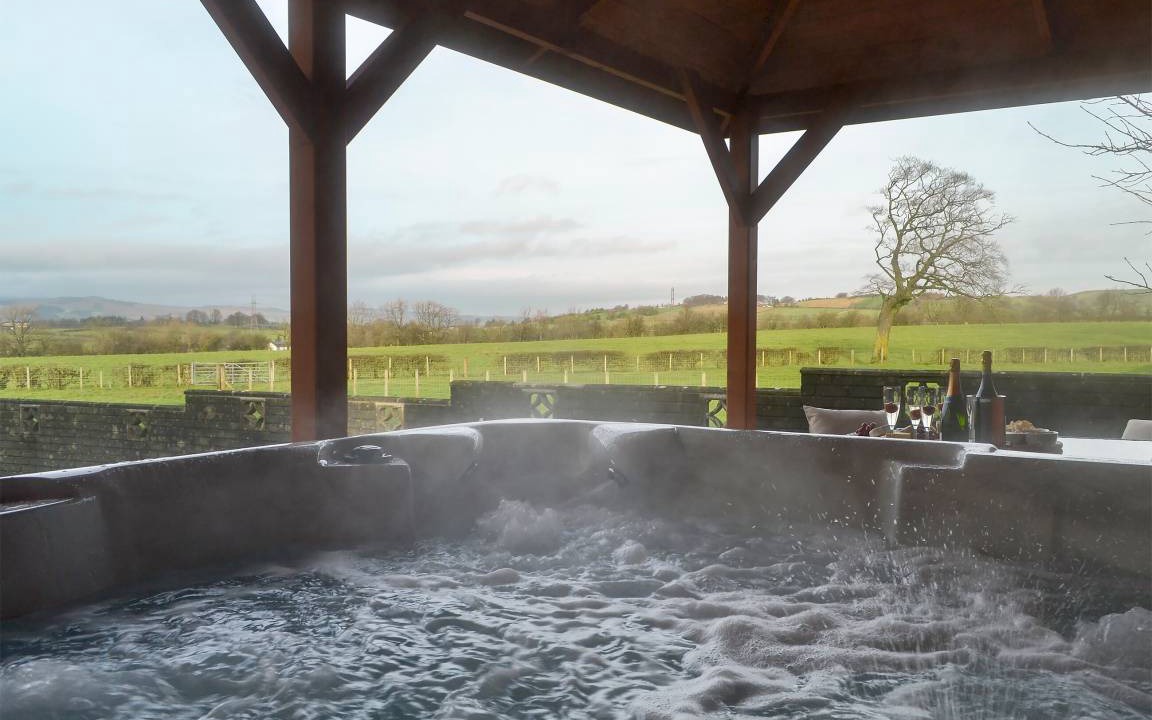 Beith Cottage | Cabin ∙ 2 bedrooms ∙ 4 guests