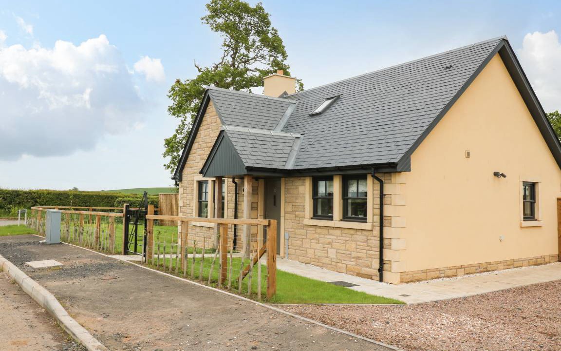 Swinton Cottage | Cabin ∙ 2 bedrooms ∙ 4 guests