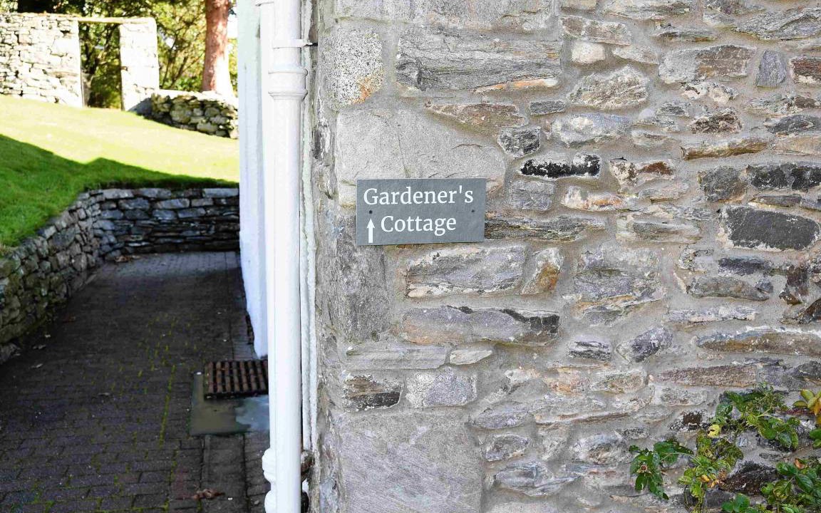 Pitlochry Cottage | Cabin ∙ 2 bedrooms ∙ 4 guests