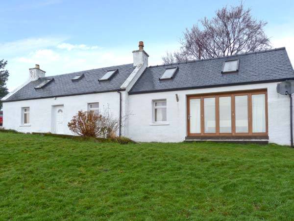 Isleornsay Cottage | Cabin ∙ 2 bedrooms ∙ 4 guests