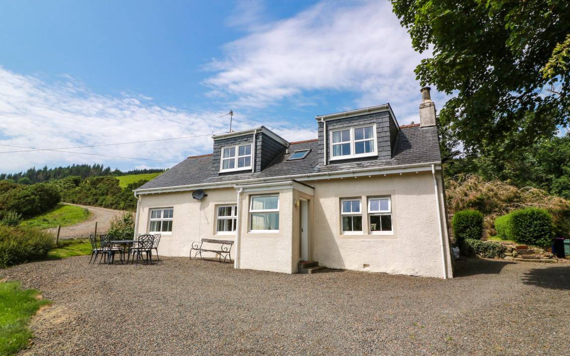 Girvan Cottage | Cabin ∙ 3 bedrooms ∙ 6 guests