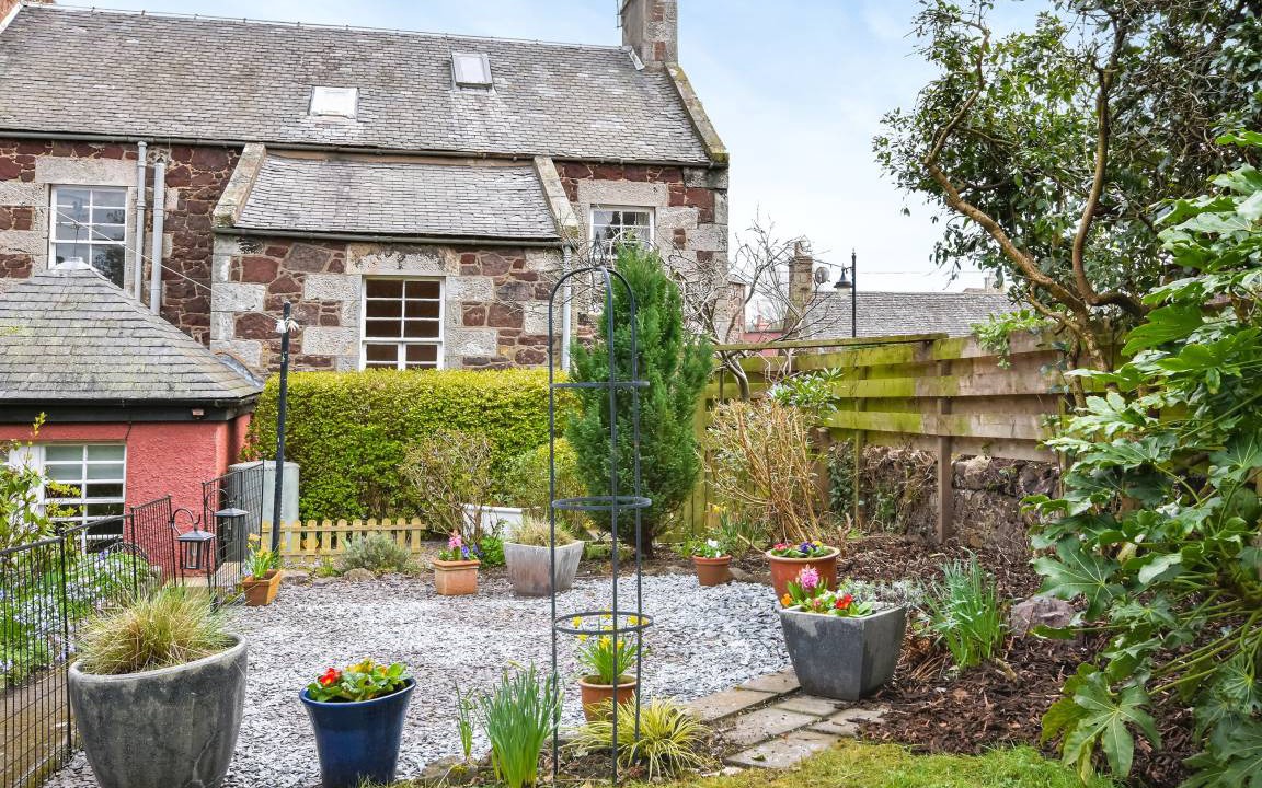 East Linton Cottage | Cabin ∙ 3 bedrooms ∙ 4 guests