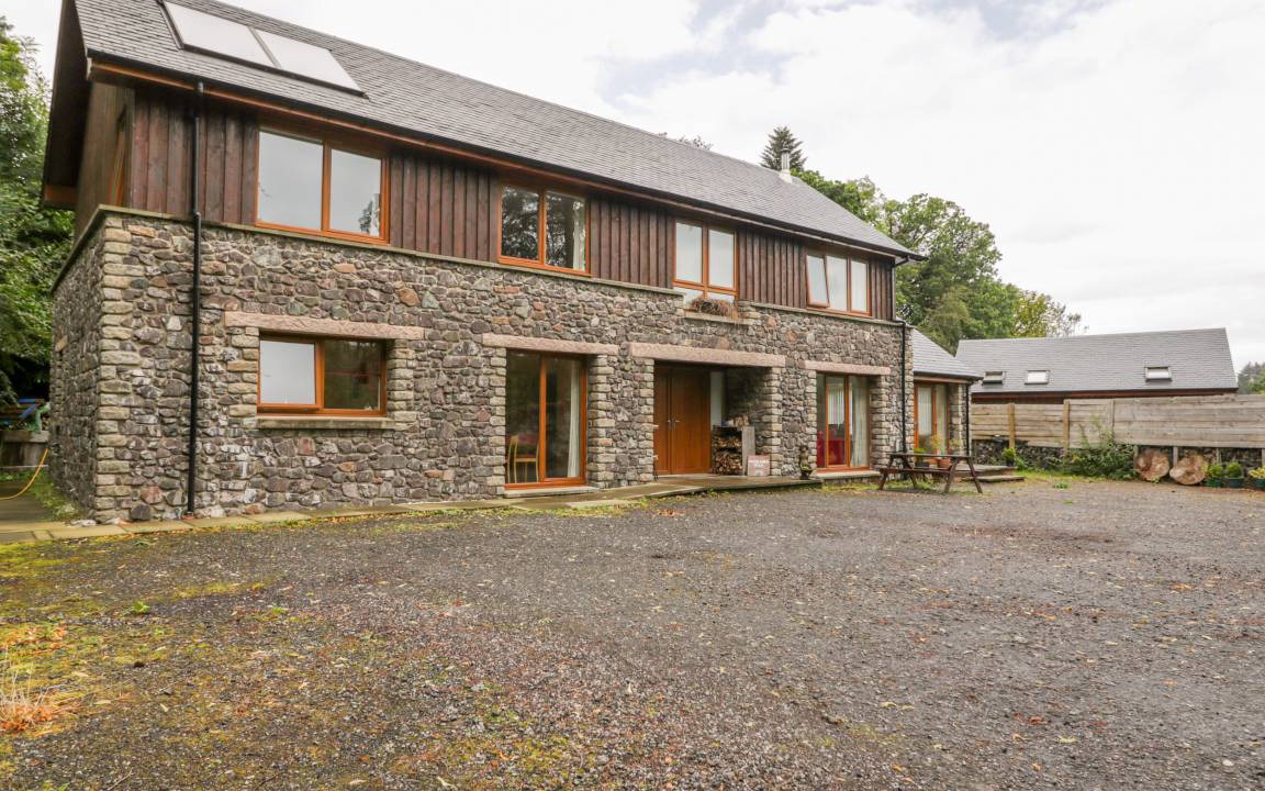 Oban Cottage | Cabin ∙ 3 bedrooms ∙ 6 guests