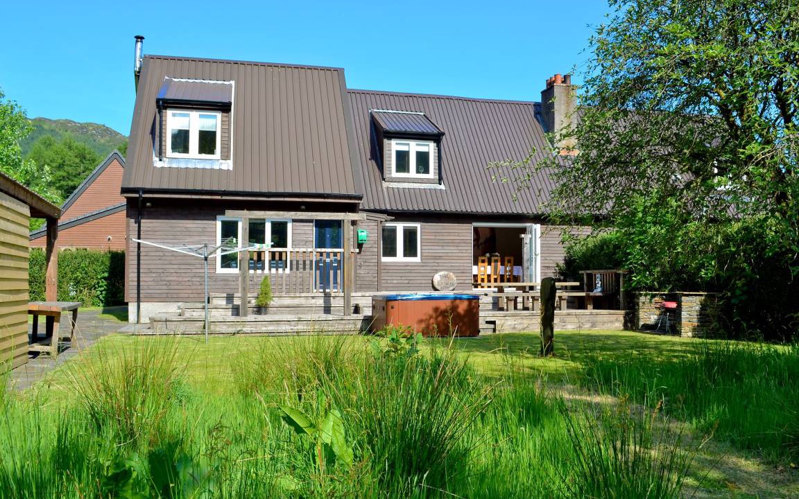 Dunoon Cottage | Cabin ∙ 4 bedrooms ∙ 8 guests