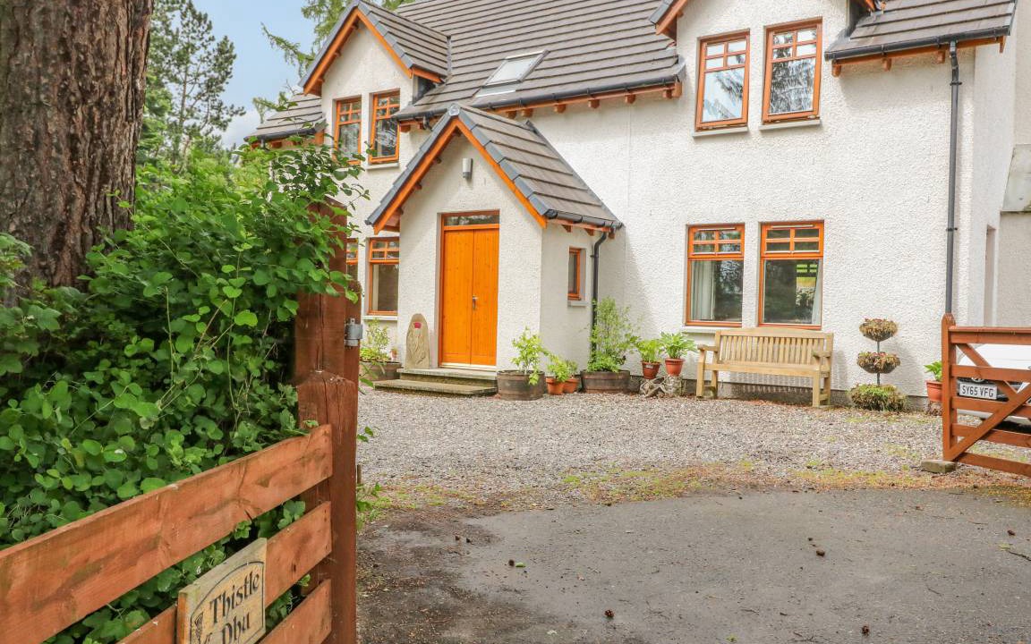 Newtonmore Cottage | Cabin ∙ 4 bedrooms ∙ 8 guests
