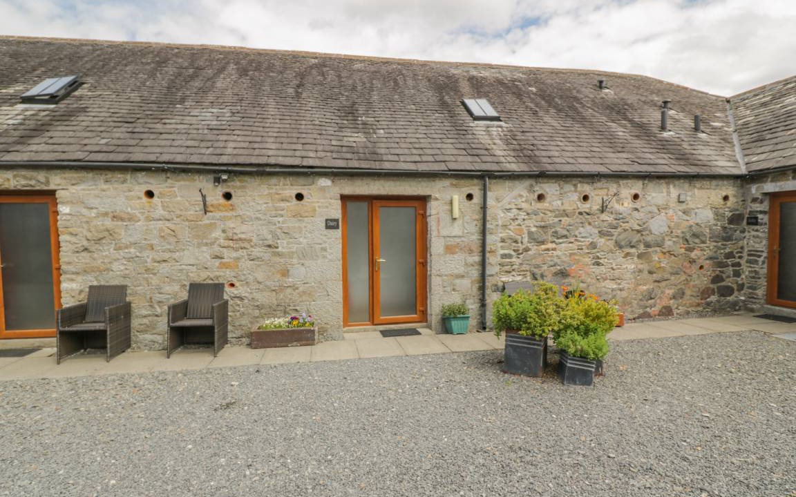 Newton Stewart Cottage | Cabin ∙ 2 bedrooms ∙ 4 guests