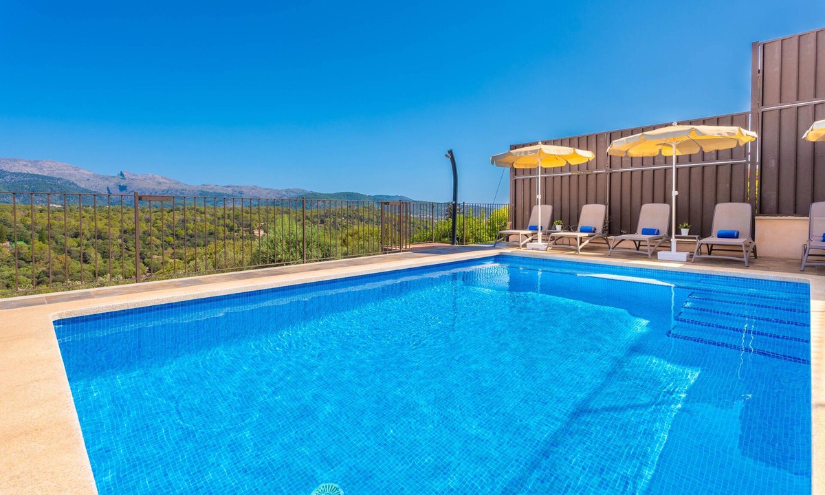 Buger Villa | Can Jaume Fuster - Three Bedroom Villa, Sleeps 6