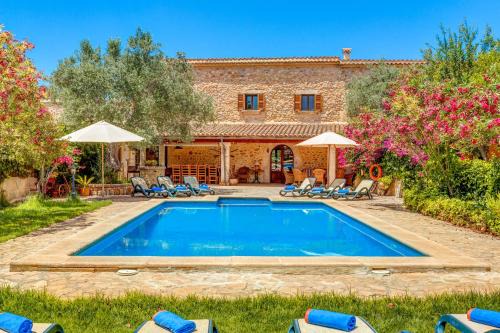 Buger Villa | Can Nyany