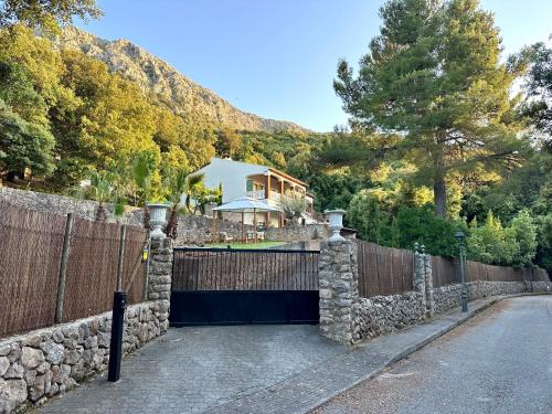 Escorca Ski Chalet | Can Pietro
