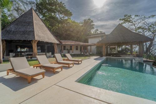 Islita Villa | Cara Cara - Luxury Beachfront Villa with Private Pool