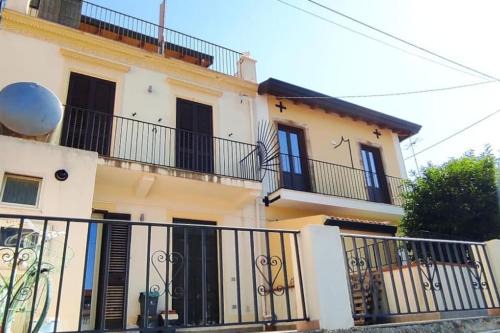 Province of Messina House | Casa Caprera Messina