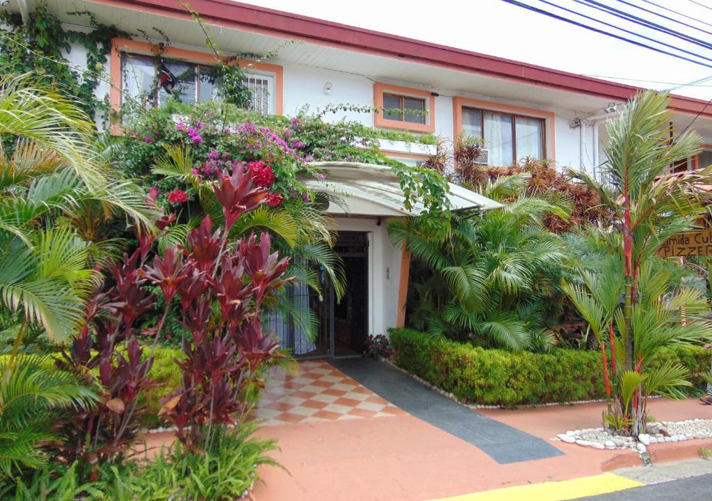 Pavas Hotel | Casa Lima B&B