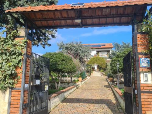 Mascalucia Apartment | Casa Marchese Etna con Giardino e Piscina a 2 Passi da Nicolosi