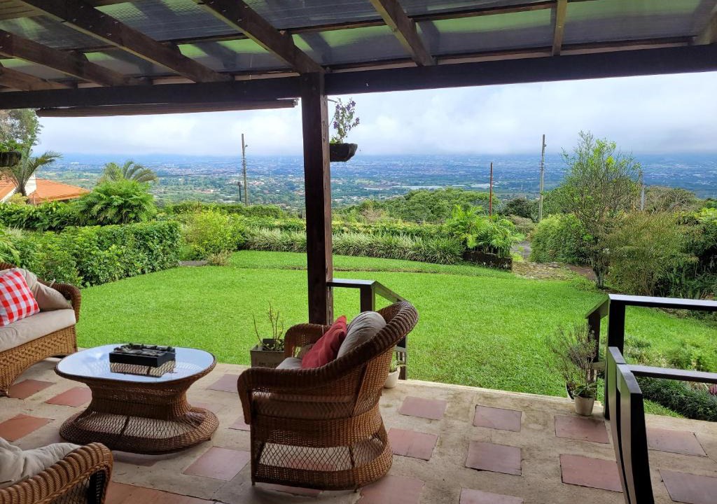 Birri House | Casa Vista del Valle